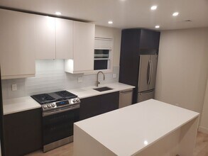37-39 Howell St, Unit 2 in Boston, MA - Building Photo - Building Photo