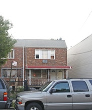 773 Logan St in Brooklyn, NY - Building Photo - Building Photo