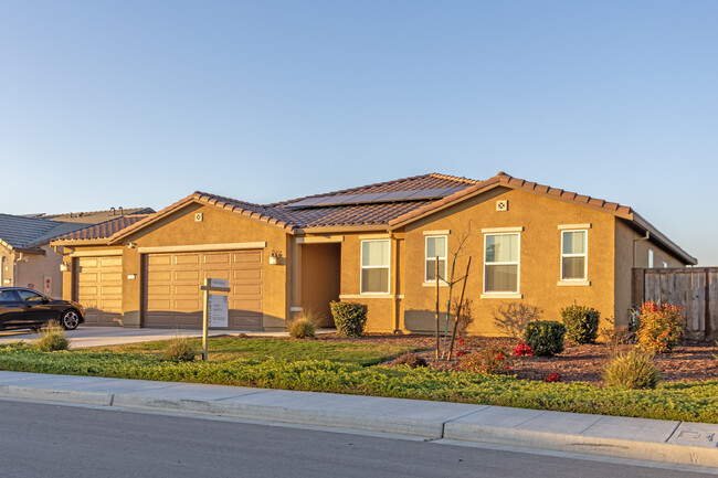 Marshall Estates in Fowler, CA - Building Photo - Building Photo