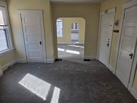 3959 Hazel Ave, Unit 3959 Hazel Ave Apt 2 in Cincinnati, OH - Building Photo