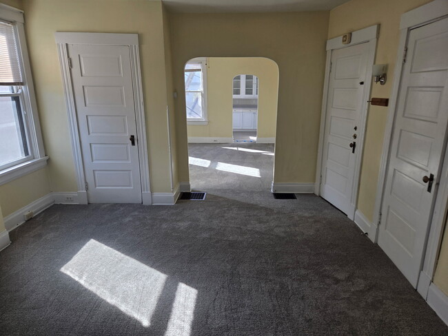 3959 Hazel Ave, Unit 3959 Hazel Ave Apt 2