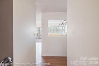 418 Fiddlers Ghost Cir in Mount Gilead, NC - Foto de edificio - Building Photo