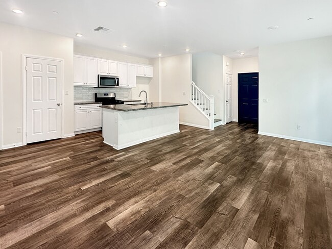 27607 Sawtooth Ln in Santa Clarita, CA - Building Photo - Building Photo