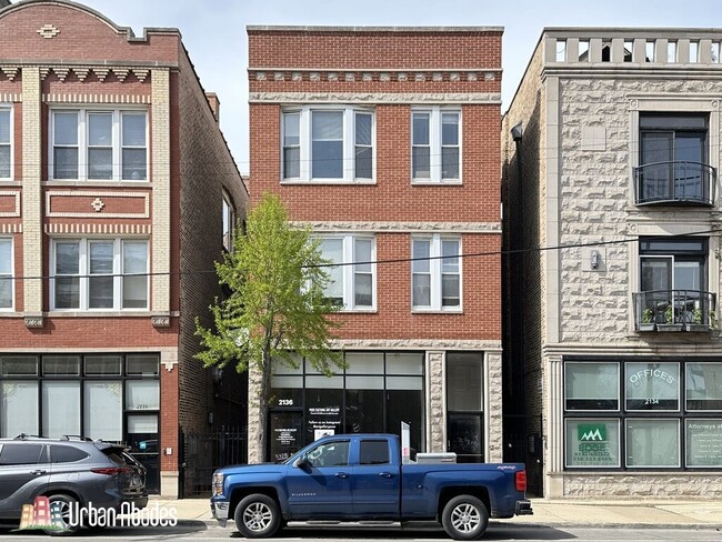 2136 W Chicago Ave, Unit M06B