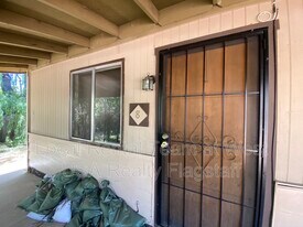 2219 E Dortha Ave in Flagstaff, AZ - Building Photo