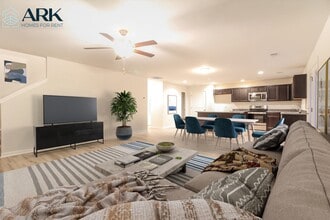 234 Celebration Ave in Anderson, SC - Foto de edificio - Building Photo