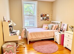 72 Egmont St in Brookline, MA - Building Photo - Building Photo