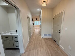 6711-6715 New Town Ave in Columbia, MO - Building Photo - Building Photo