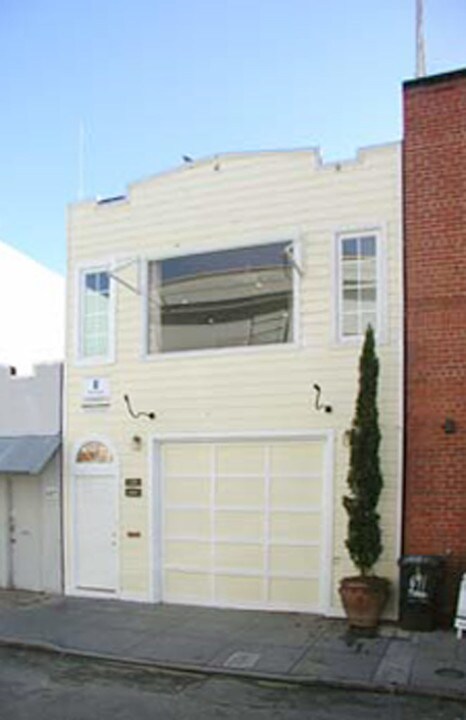 689-691 Minna St in San Francisco, CA - Building Photo