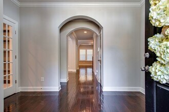 9810 Glenmore Ln in Brentwood, TN - Building Photo - Building Photo