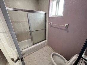 10644 NW 87th Ave in Hialeah Gardens, FL - Building Photo - Building Photo