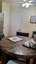 40 Commodore Cir in Port Jefferson Station, NY - Building Photo - Building Photo
