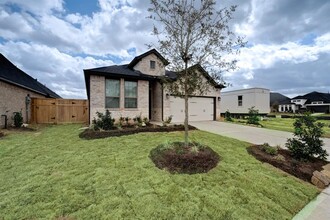 4227 Maple Glen Dr in Fulshear, TX - Building Photo - Building Photo