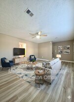 3493 Sutherland Dr in Lexington, KY - Building Photo