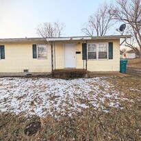 610-620 Blair St in Sullivan, MO - Building Photo