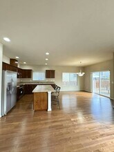 1752 42nd St NE in Auburn, WA - Building Photo - Building Photo