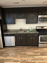 4927 N Winthrop Ave in Chicago, IL - Building Photo - Building Photo