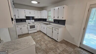 4610 Hamlet Walk SE in Conyers, GA - Building Photo - Building Photo