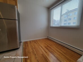 10230-10120 120 St NW in Edmonton, AB - Building Photo - Building Photo