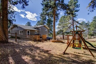 1040 Forest Hill Rd in Woodland Park, CO - Building Photo - Building Photo