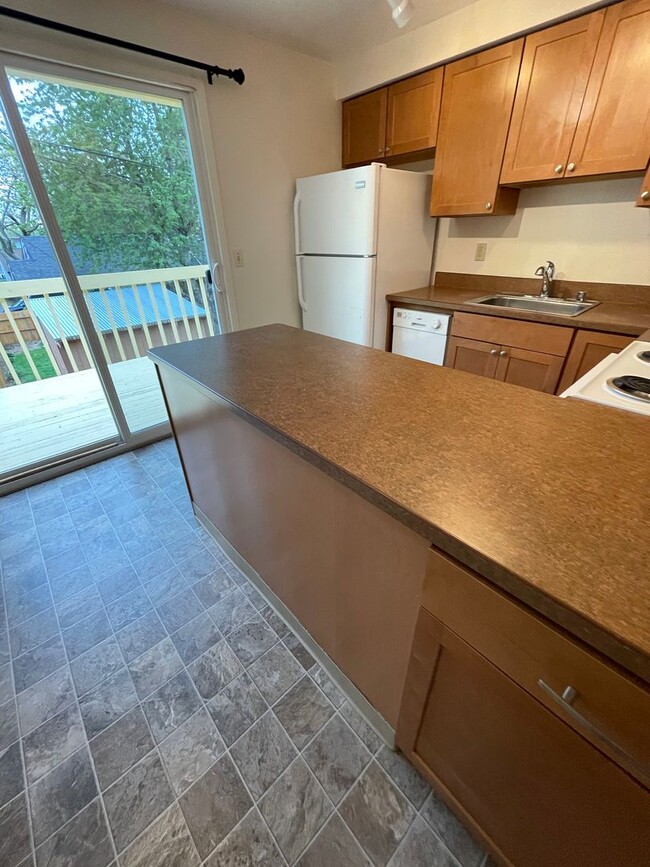 property at 1518 W St