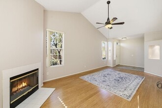 720 Cam De Oro in San Jacinto, CA - Foto de edificio - Building Photo