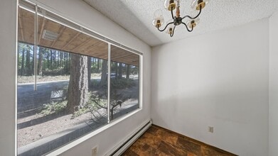 112 W Henni Rd in Oak Harbor, WA - Building Photo - Building Photo