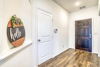 124 Camella St in Liberty Hill, TX - Building Photo - Building Photo