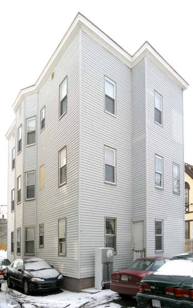 375 Boston St in Lynn, MA - Building Photo - Building Photo