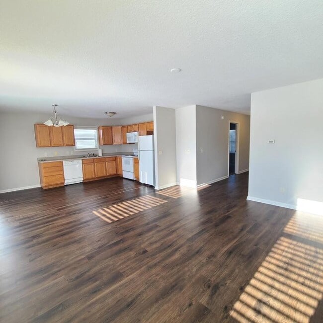 10192 Greenmoor Dr in New Haven, IN - Building Photo - Building Photo