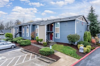 Avaire Apartments in Everett, WA - Building Photo - Building Photo