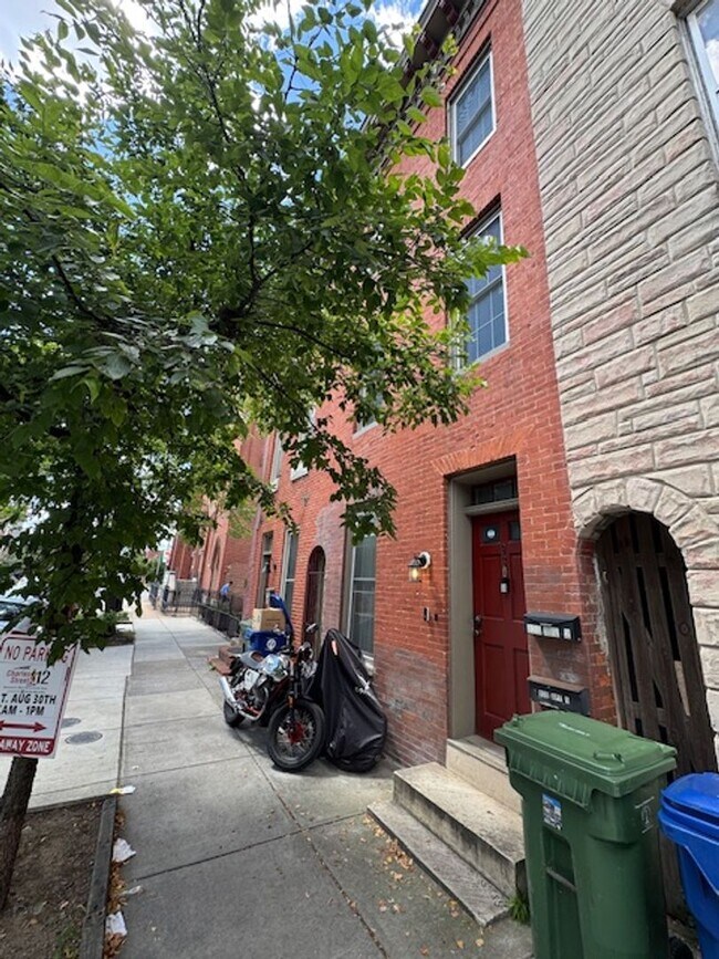 property at 930 S Hanover St