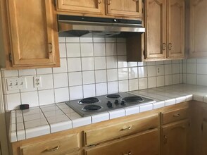 1697 W Locust Ave in Fresno, CA - Foto de edificio - Building Photo