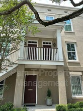 431 Montgomery St-Unit -Apt C in Savannah, GA - Foto de edificio - Building Photo