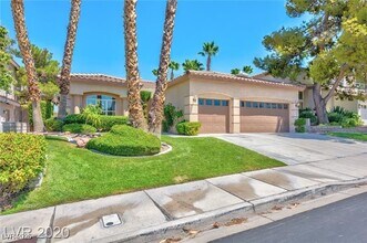 140 Ultra Dr in Henderson, NV - Building Photo - Building Photo