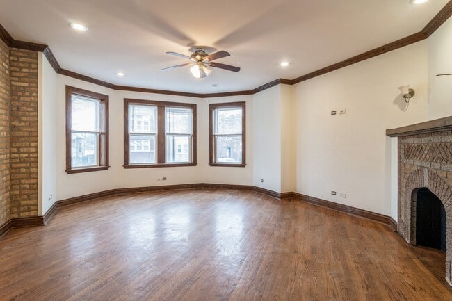 4244 W Wrightwood Ave in Chicago, IL - Building Photo - Building Photo