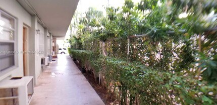 7625 Harding Ave in Miami Beach, FL - Building Photo - Building Photo