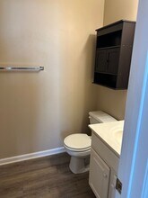 424 Ivy Glen Dr in Winston-Salem, NC - Building Photo - Building Photo