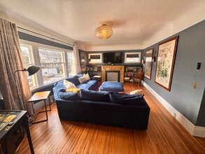 238 Mather St in Oakland, CA - Building Photo - Building Photo