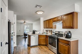 312 W William Cannon Dr in Austin, TX - Building Photo - Building Photo