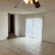 315 Oxford Ct in Mary Esther, FL - Building Photo - Building Photo