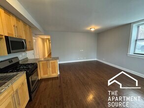 1856 N Sawyer Ave in Chicago, IL - Building Photo - Building Photo
