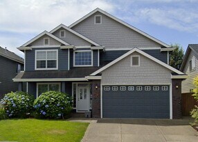 1472 Barnick Rd NE in Keizer, OR - Building Photo