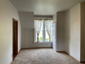 1614 Kauffman Ave in Vancouver, WA - Building Photo - Building Photo