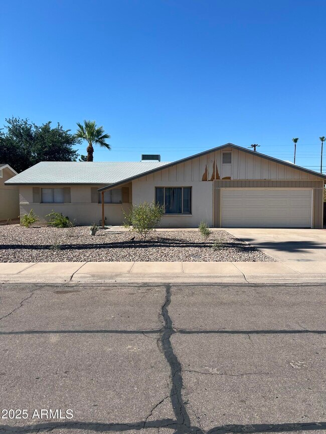 property at 1132 E Bishop Dr