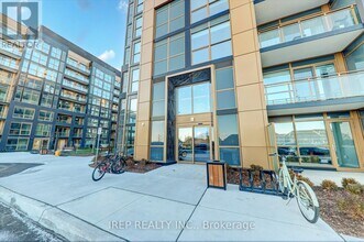 2343 Khalsa Gate in Oakville, ON - Building Photo - Building Photo