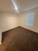 Beautiful 4BD/3BA Single-Family Home Solar, Battery Backup & Move-In Ready in Bakersfield, CA - Building Photo - Building Photo