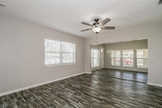 52 Community Dr in Debary, FL - Foto de edificio - Building Photo