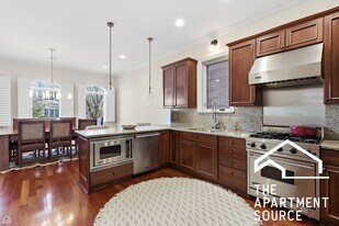 952 N Racine Ave in Chicago, IL - Building Photo