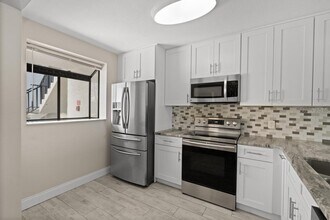 2017 Skimmer Ct in Clearwater, FL - Building Photo - Building Photo